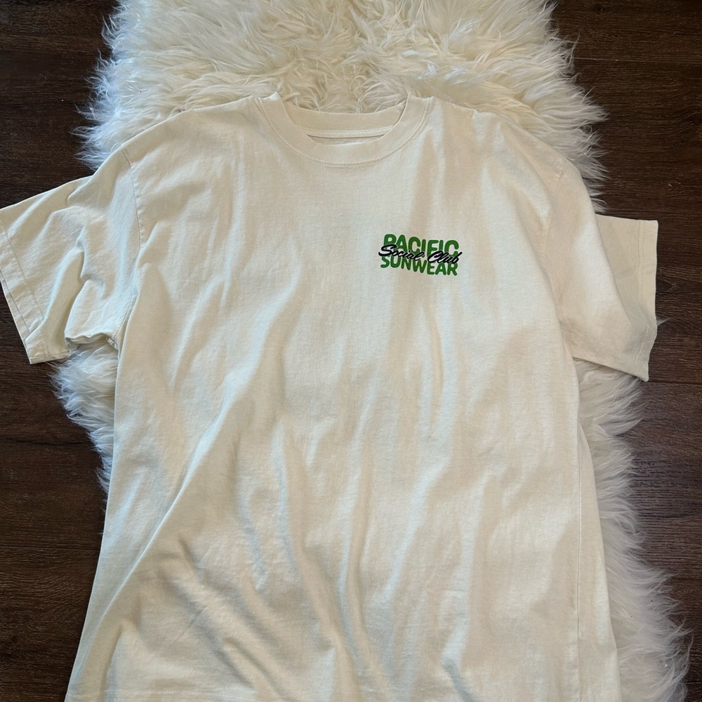 PacSun Cream Graphic Tee